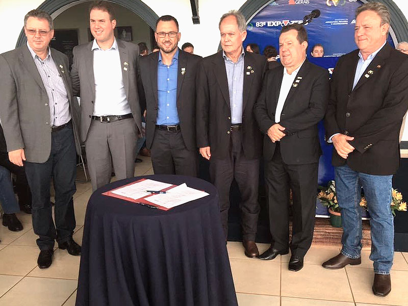 Atividades de apoio ao cooperativismo e associativismo